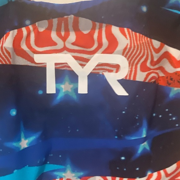 TYR Avictor Omaha Nights Swimwear - Picture 4 of 9